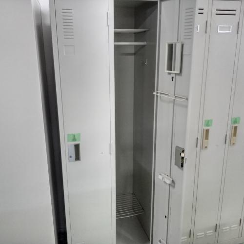 2人用ロッカー
