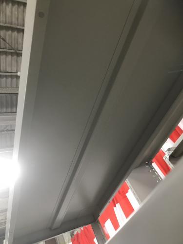 天地6段物品棚