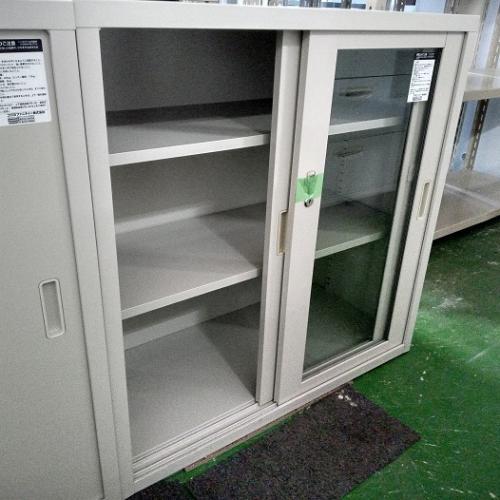 33ガラス引き違い書庫