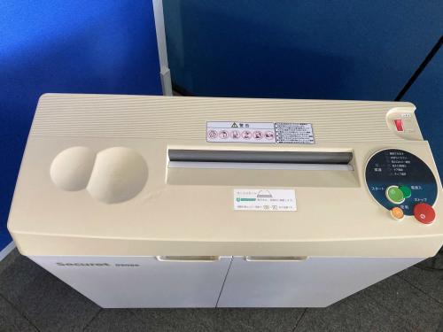 石澤製作所　シュレッダー　D202S