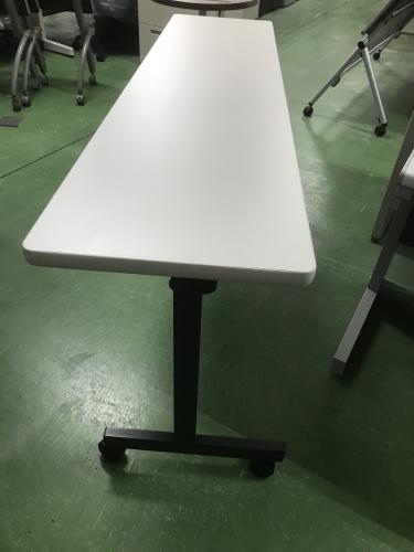 フォールディングテーブル(幅1800mm)